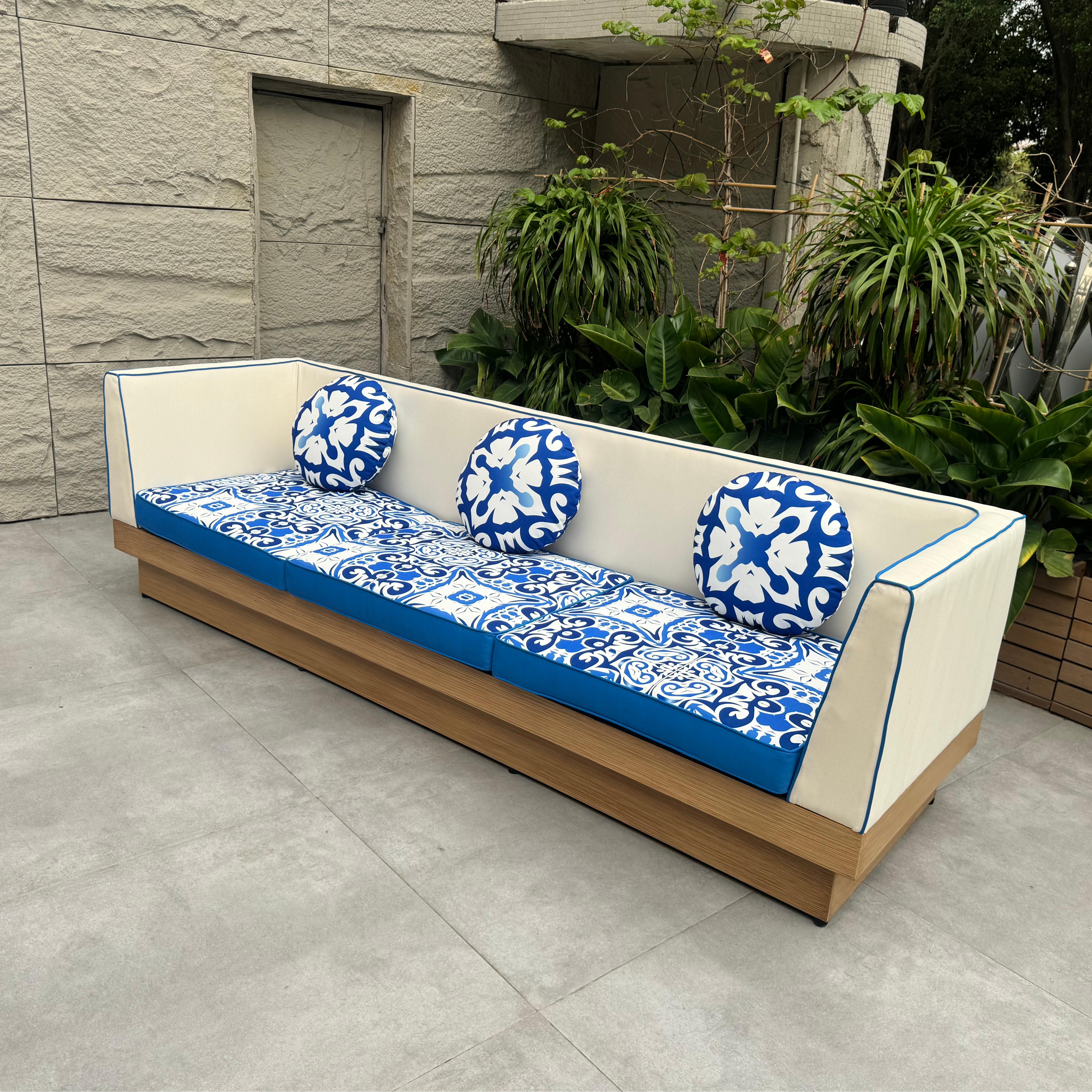 Customization and personalization lead the new trend of outdoor furniture industry Customization and personalization lead the new trend of outdoor furniture industry